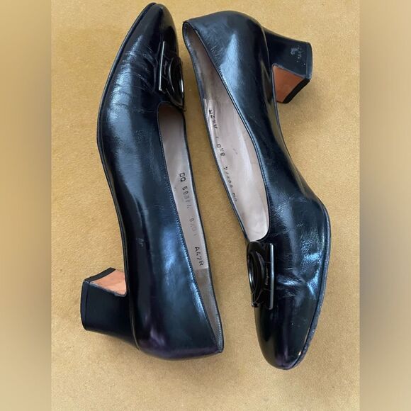 Salvatore Ferragamo Block Heel Pump Silver Hardware 8.5B - Picture 5 of 11